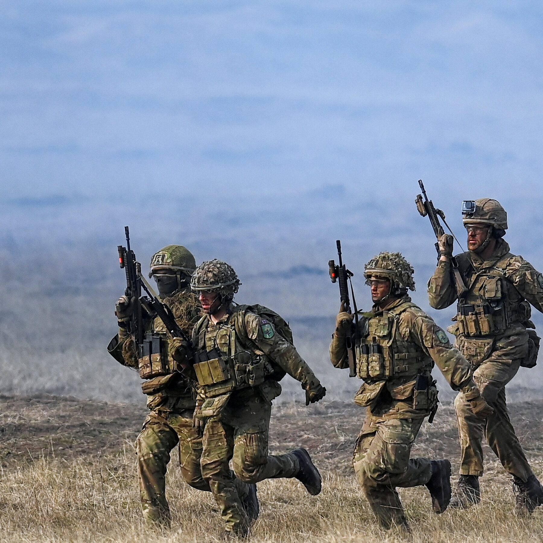 La OTAN Despliega su Mayor Ejercicio Militar sin la Participación de Estados Unidos: Implicaciones Geopolíticas y Estratégicas