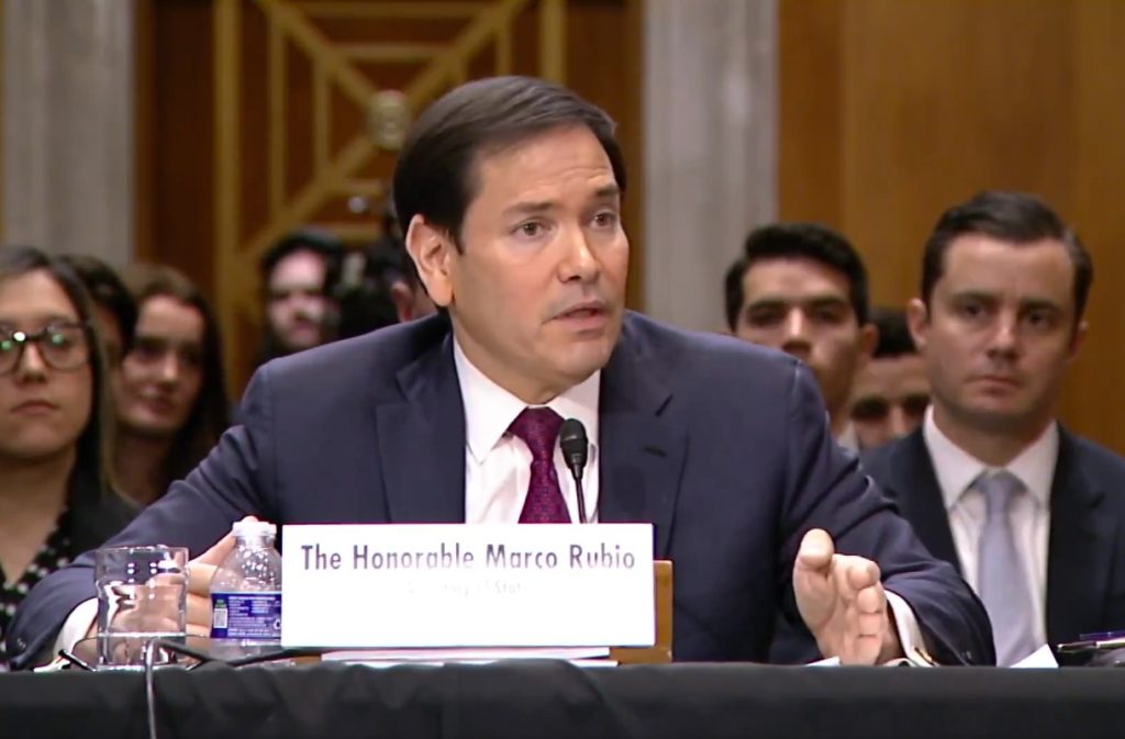Marco Rubio Invoca el Modelo de Transición Española para Venezuela: Análisis de Implicaciones Geopolíticas y Desafíos Democráticos