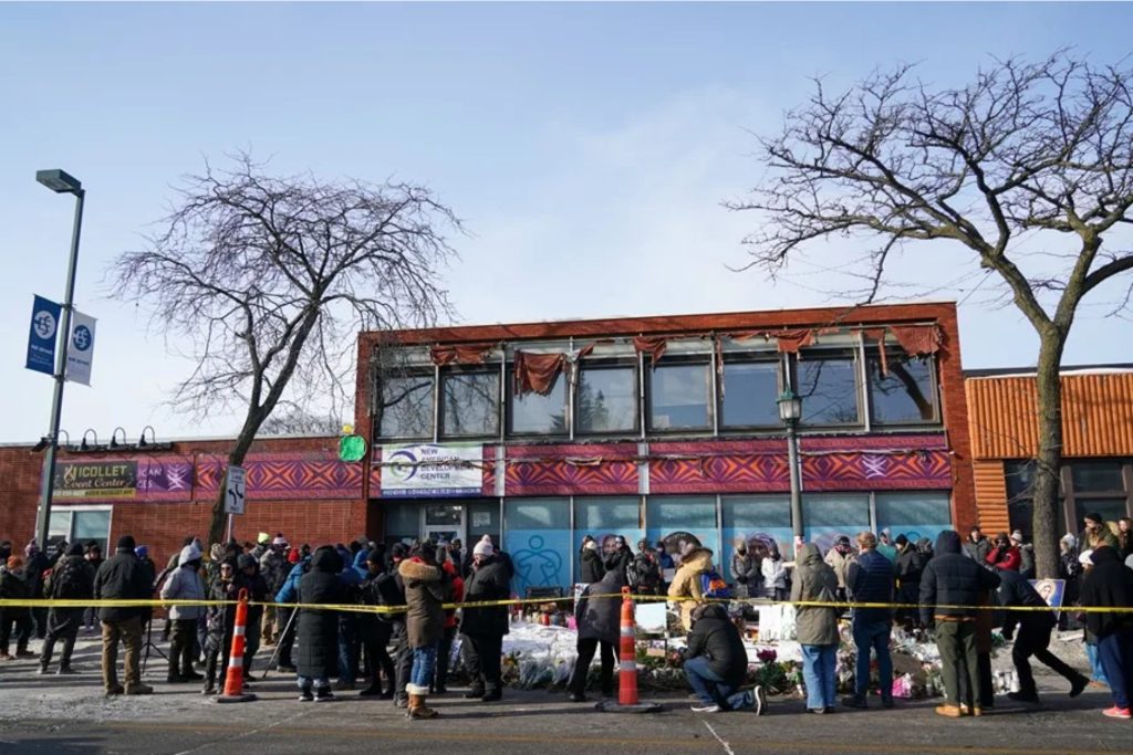 Trump Anuncia Investigación Federal sobre la Muerte de Pretti en Minneapolis en Medio de Protestas Crecientes
