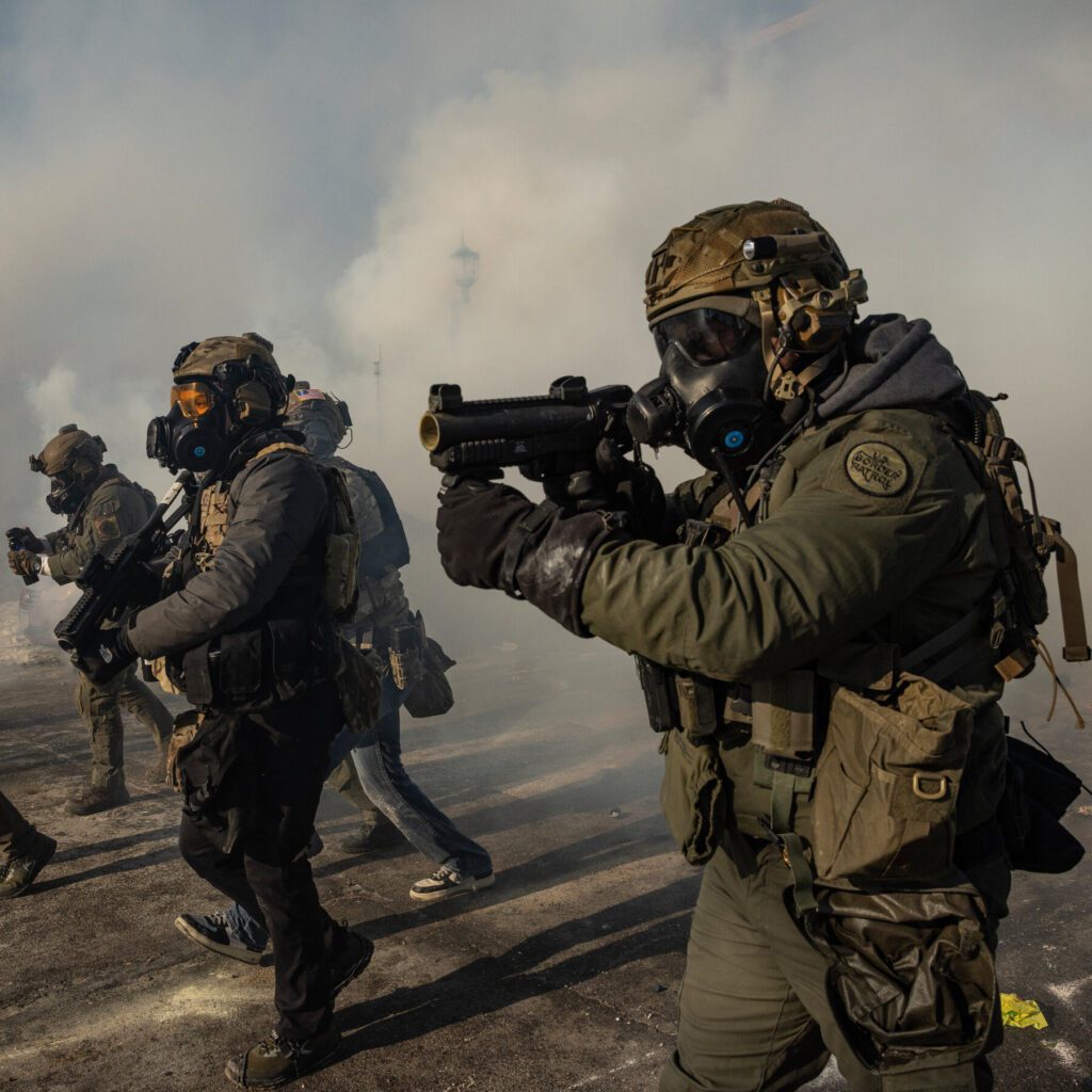 Vacío Legal y Abusos Migratorios en EE.UU.: Demandan Mayor Supervisión de Agentes del ICE Ante la Falta de Rendición de Cuentas