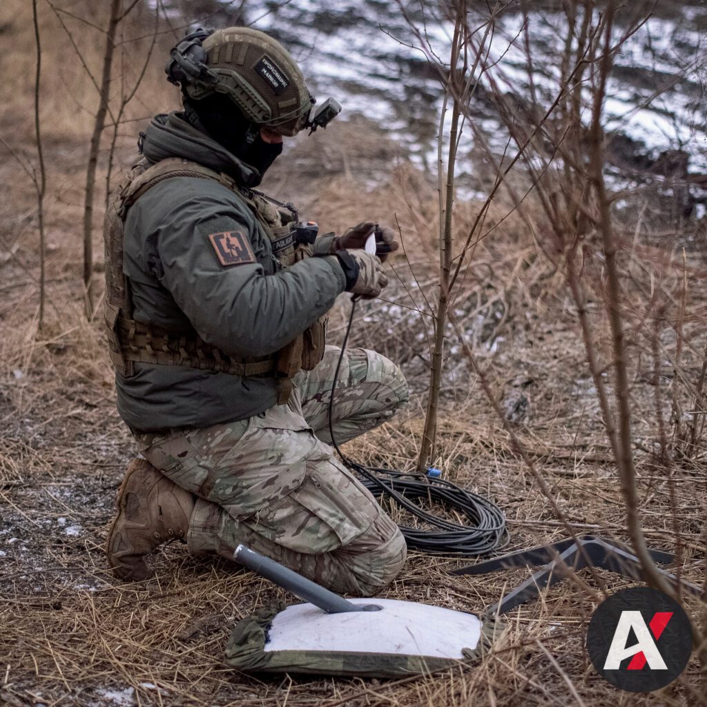 Guerra en Ucrania: Starlink Restringe el Acceso a Internet a Fuerzas Rusas a Petición de Kiev, Intensificando la Dimensión Tecnológica del Conflicto