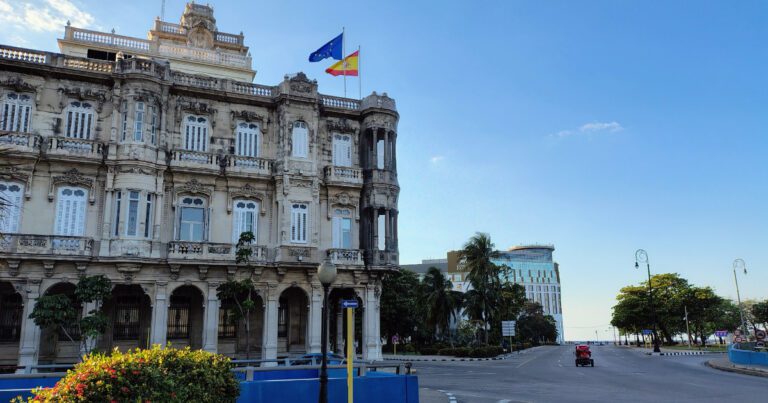 Embajada de España en Cuba Alerta sobre Impacto de Restricciones al Petróleo: Implicaciones para la Logística y la Economía Cubana