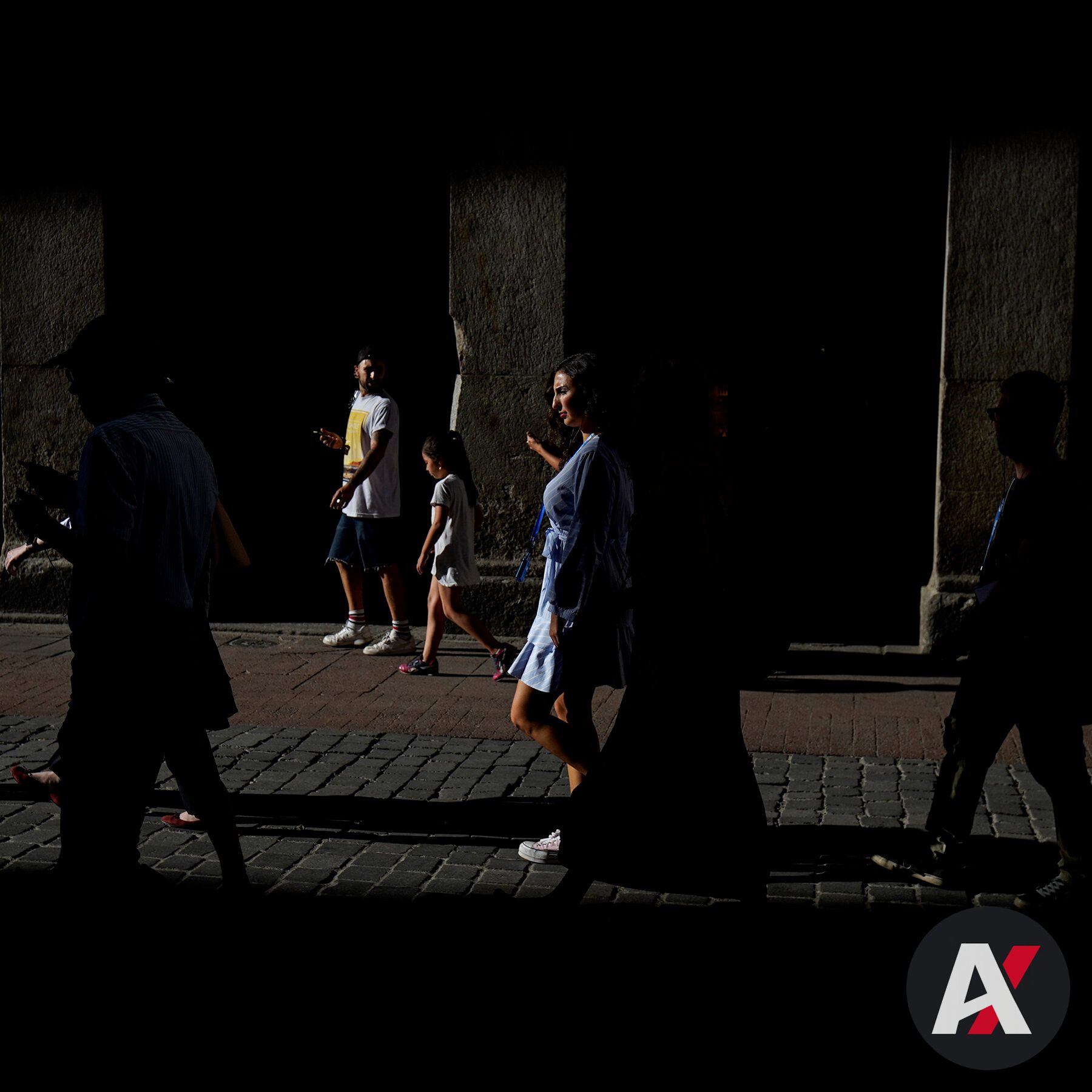 Demografía y Necesidad Económica: El Envejecimiento Poblacional en España Impulsa el Debate Sobre la Inmigración