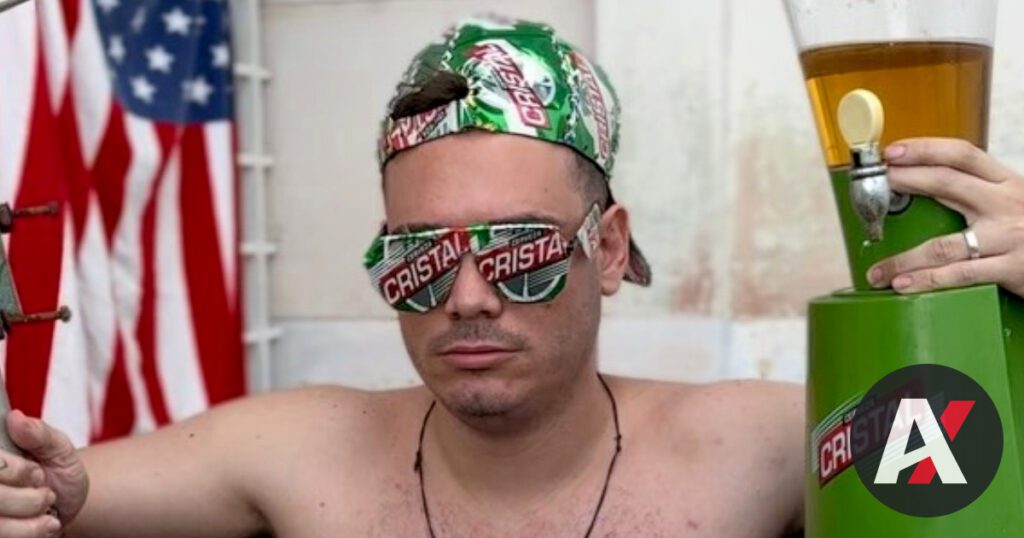 Sandro Castro Desafía el Status Quo: Del ‘Cristach’ al Anhelo de un ‘Cuba Libre’ en Clave de Ironía