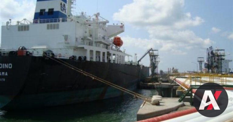 Llegada de Tanquero Sandino a Matanzas: ¿Alivio Temporal o Síntoma de Crisis Energética Profunda en Cuba?